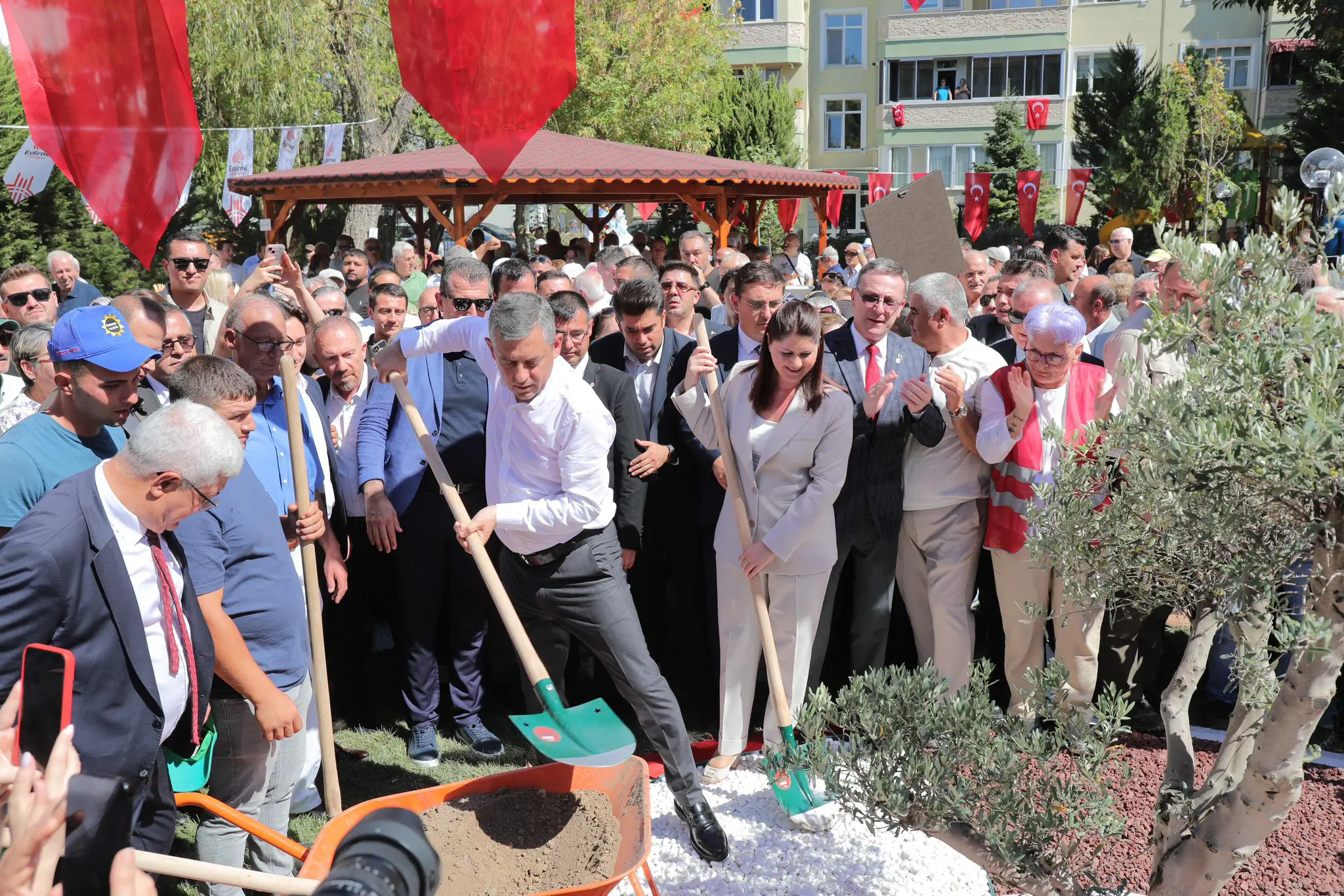 VEFA EDİRNE EMEKLİ EVİ HİZMETE BAŞLADI galeri görseli